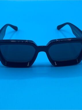 Louis Vuitton Navy Blue Rectangular Sunglasses